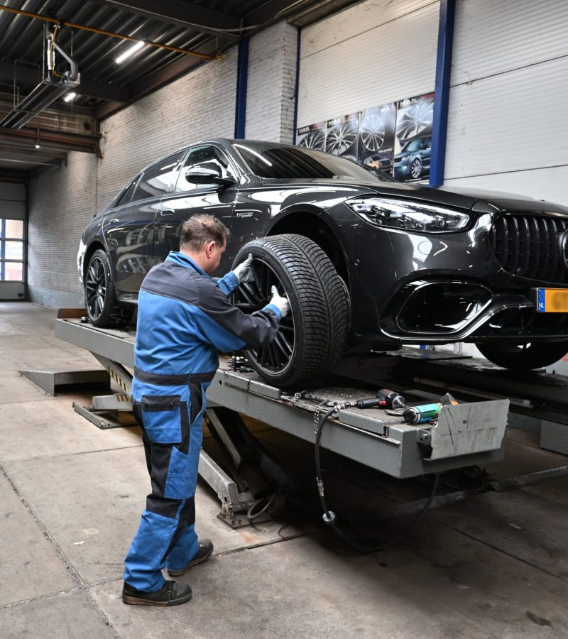 e8065ca7-ccb6-4e7c-97a8-8ec00f5adc38